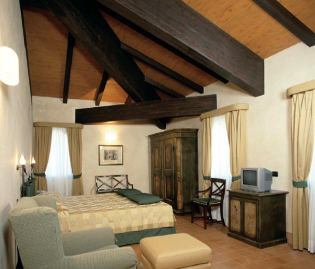 Hotel La Cantina Medolla Luaran gambar